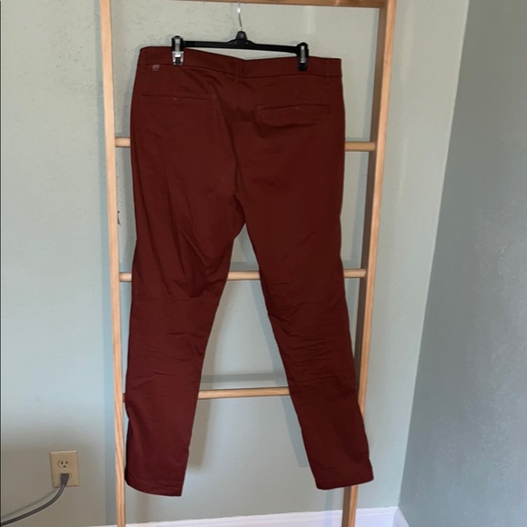 Lululemon Men’s Burnt Orange Pants - Picture 4 of 6